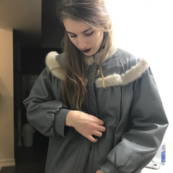 Vintage leather jacket with Mink fur - Picture 6 of 6